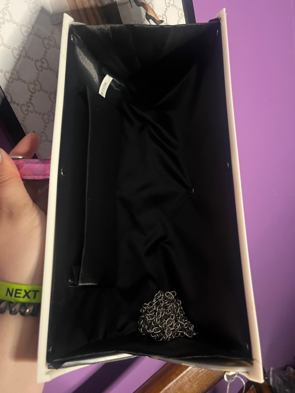 •All or Nothing• Belted Magazine Print Clutch with Removable chain strap New - Picture 3 of 3